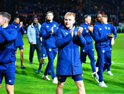 Joe taylor applauds the fans