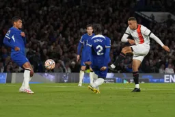 Carlton Morris lets fly