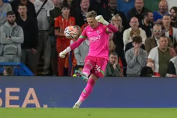 Thomas Kaminski pumps the ball upfield