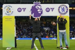 Putting up the props