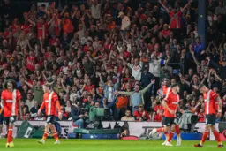 Kenilworth Road celebrates