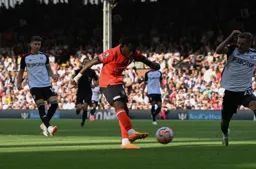 Issa Kabore tries his luck