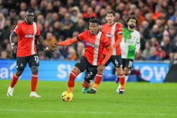 Gabriel Osho moves forward with the ball