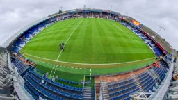 Kenilworth Road in the fisheye