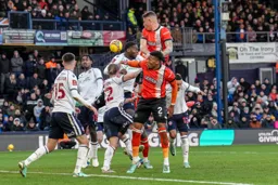 Ross Barkley looks like he is on step ladder high above the defence