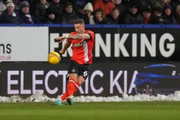 Ross Barkley fires in a cross