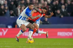 Andros Townsend in a tangle