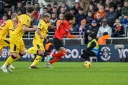 Tahith Chong being chased down