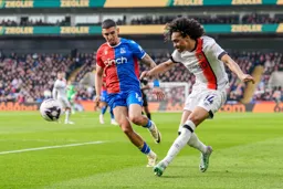 Tahith Chong gets a cross over