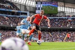 Cauley Woodrow being hounded by Haaland