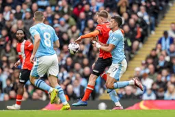 Luke Berry shielding the ball
