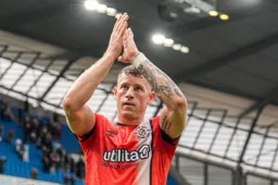 Ross Barkley applauds the supporters