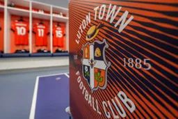 The door about close