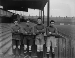 (L to R) Hugh Moffatt, Foster Robinson, Stewart Littlewood, Sid Bedford. Courtesy Luton News.